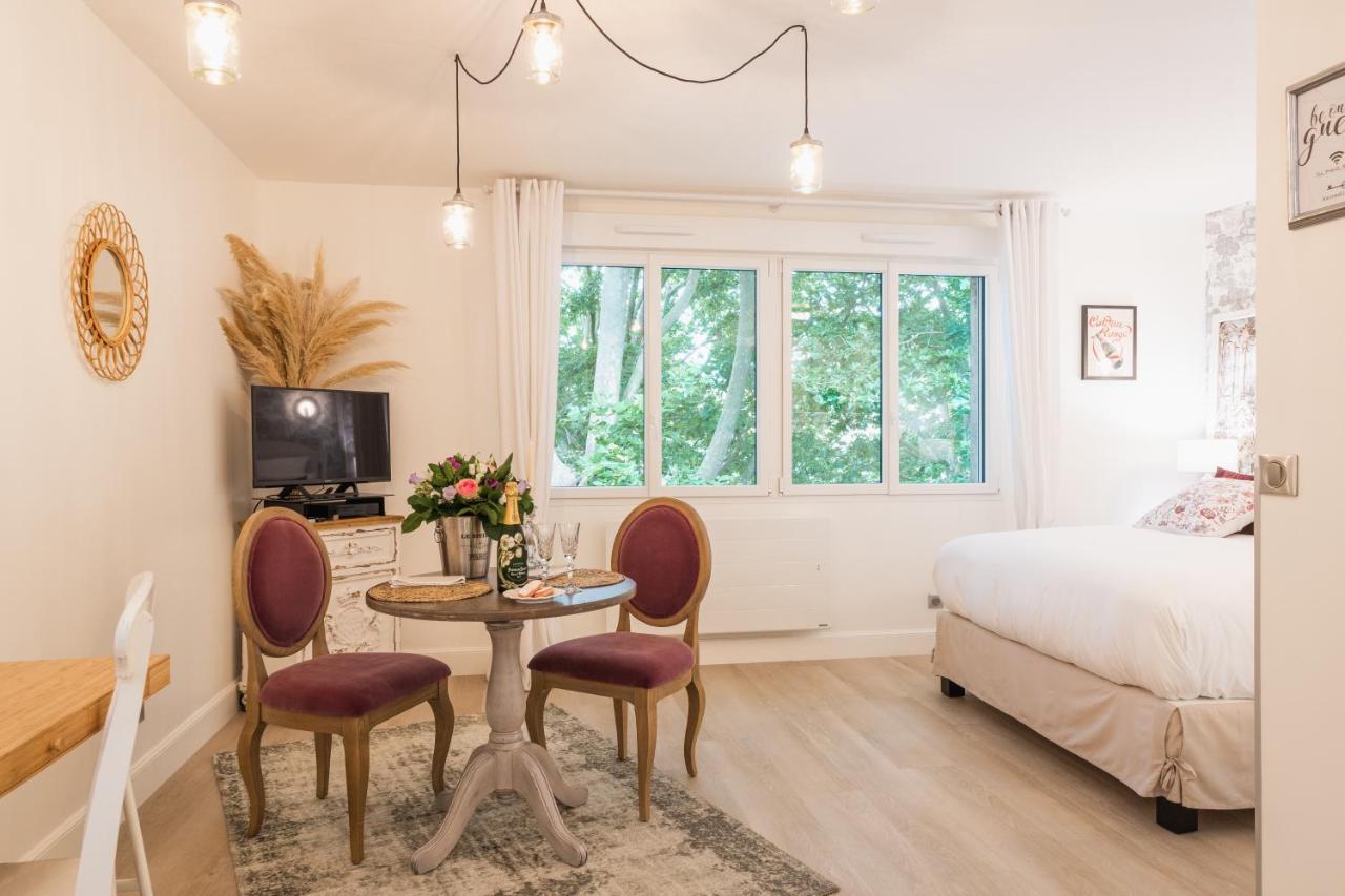 The French Boudoir Apartment Epernay Ngoại thất bức ảnh