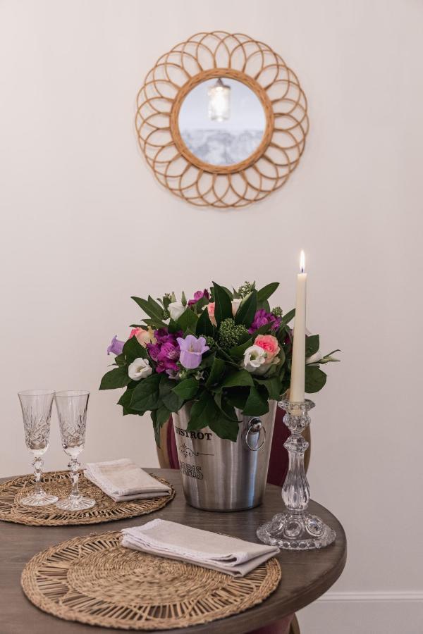 The French Boudoir Apartment Epernay Ngoại thất bức ảnh