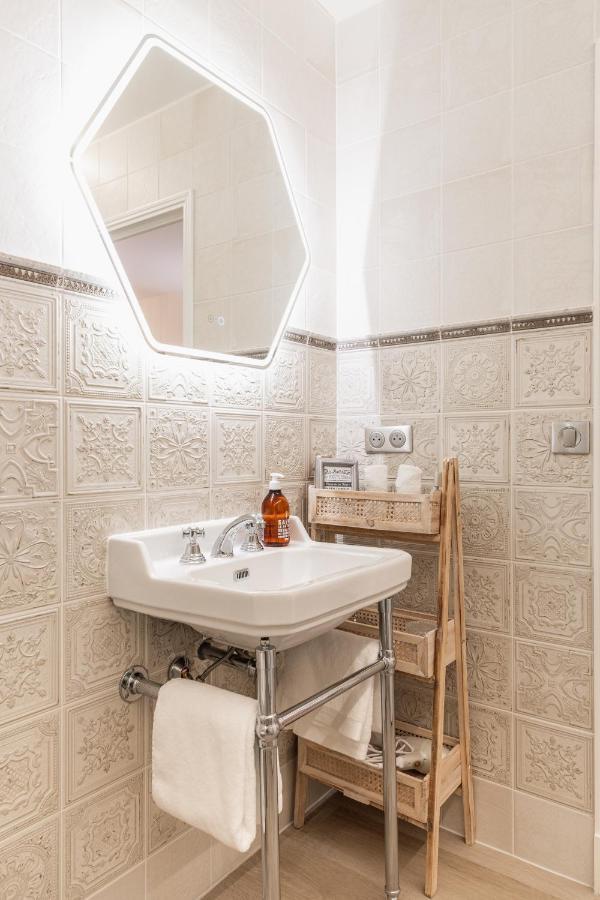The French Boudoir Apartment Epernay Ngoại thất bức ảnh